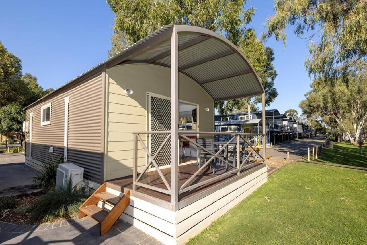 Big4 Deniliquin Holiday Park Habitación foto